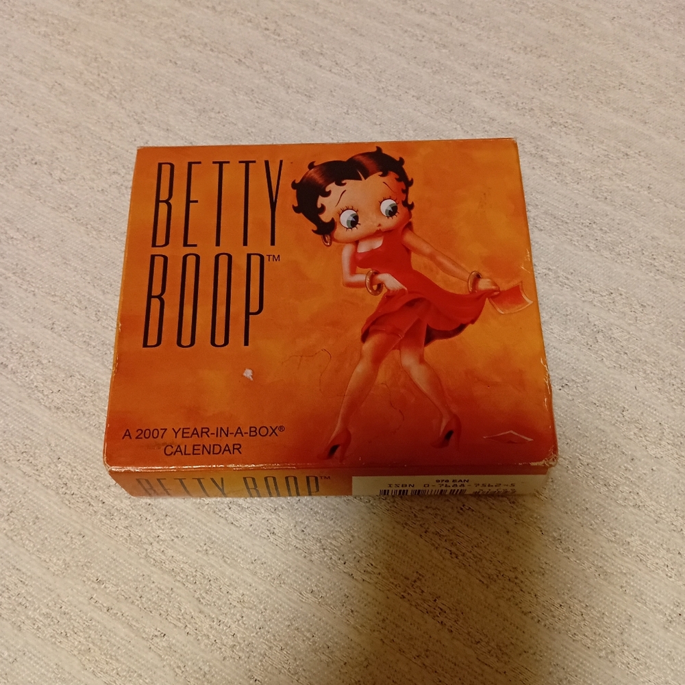 Vintage 2007 Betty Boop Year In A Box Daily Desk Calendar Book Gift Collection